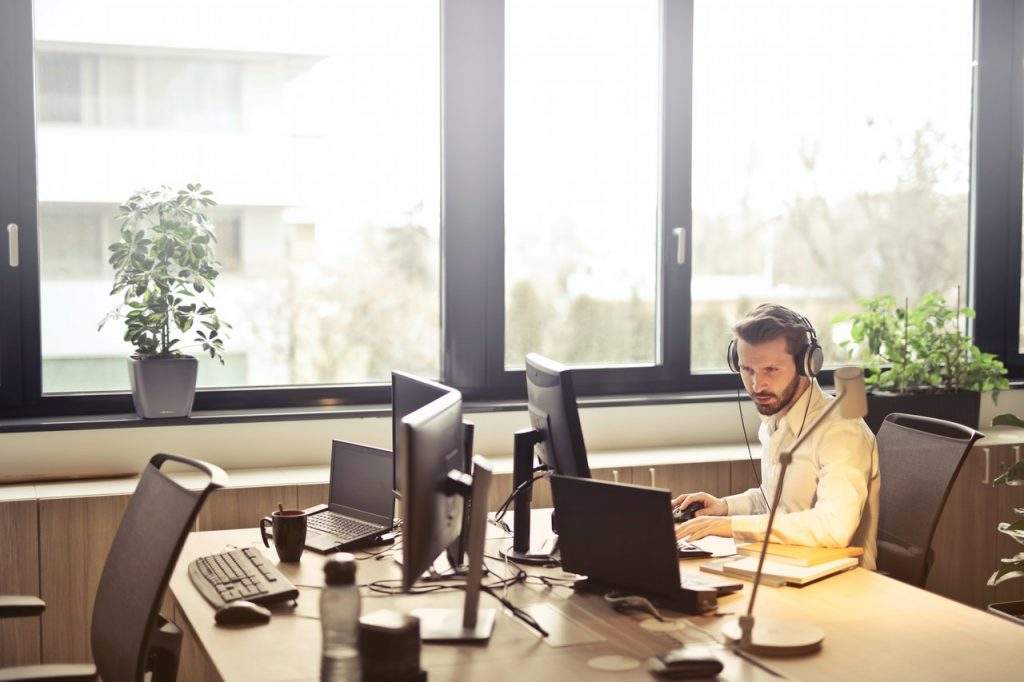 List Of 6 Best Customer Service Jobs In 2021 List Of 6 Best Customer Service Jobs In 2021