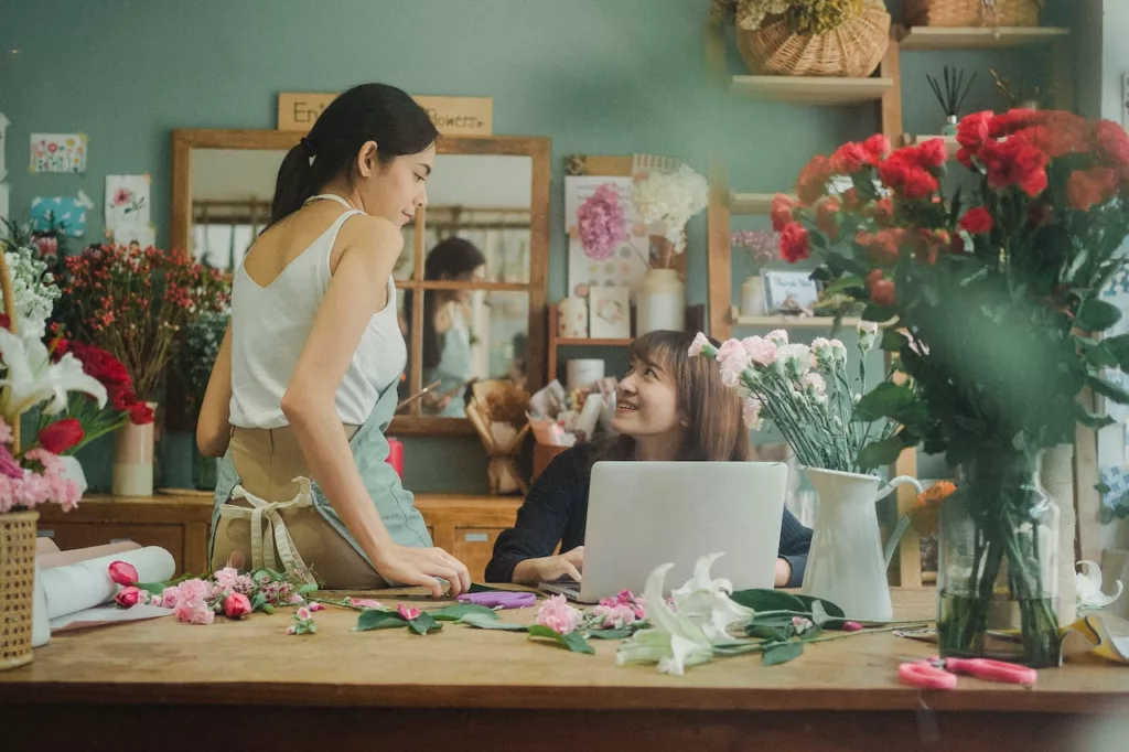 How To Start An Online Flower Business In Dubai? How To Start An Online Flower Business In Dubai?