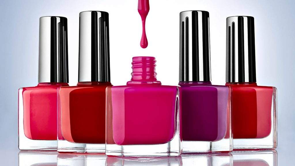 How To Paint Your Nails Perfectly Hacks