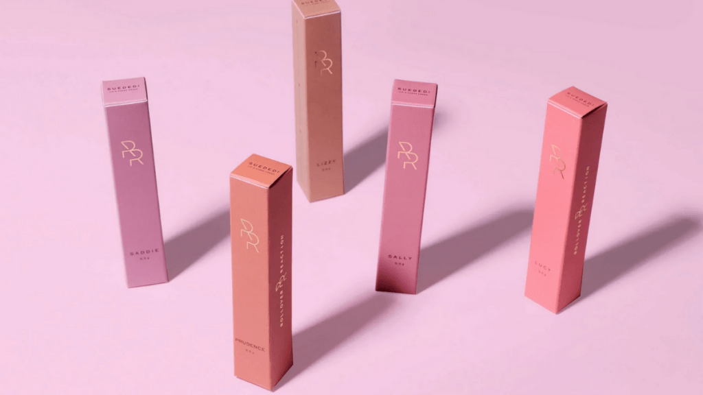 Design Lipstick Packaging with Hand-picked Embellishments To Leave Everlasting Impression