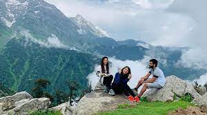 A Genuine Fortune of Experience Sweethearts At Triund Journey